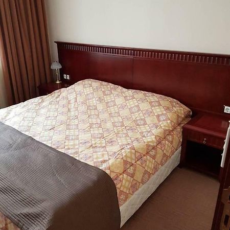 Apartment In Downtown Complex Банско Экстерьер фото